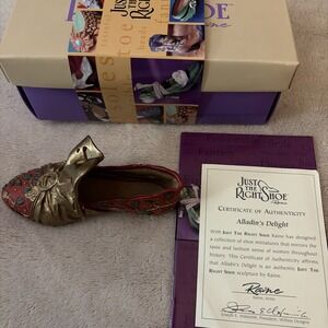 Raine Just The Right Shoe - Aladdin's Delight Resin Mini Shoe & Box